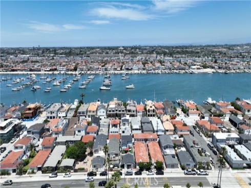 1320 W. Balboa Boulevard