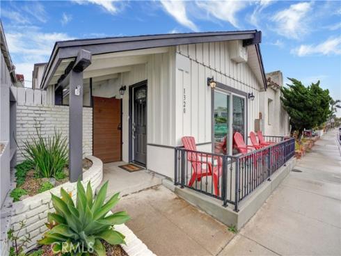 1320 W Balboa Boulevard, Newport Beach, CA