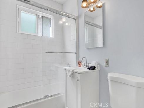 1320 W Balboa Boulevard, Newport Beach, CA