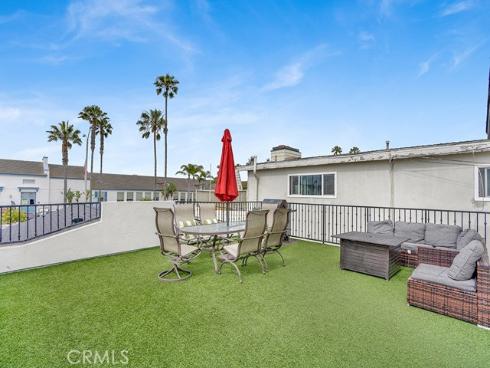 1320 W Balboa Boulevard, Newport Beach, CA