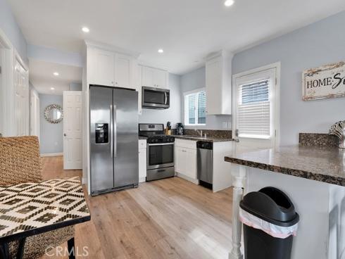 1320 W Balboa Boulevard, Newport Beach, CA