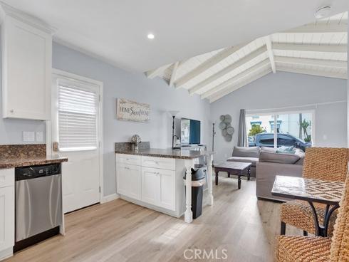 1320 W Balboa Boulevard, Newport Beach, CA