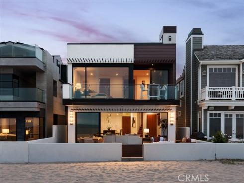 7104 W Oceanfront , Newport Beach, CA
