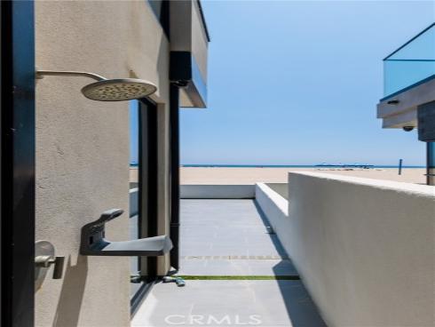 7104 W Oceanfront , Newport Beach, CA
