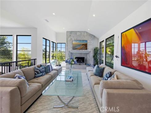 17 Monaco 12 , Newport Beach, CA