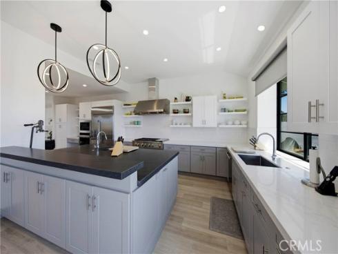 17 Monaco 12 , Newport Beach, CA