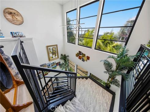 17 Monaco 12 , Newport Beach, CA