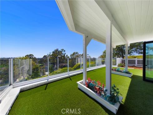 17 Monaco 12 , Newport Beach, CA