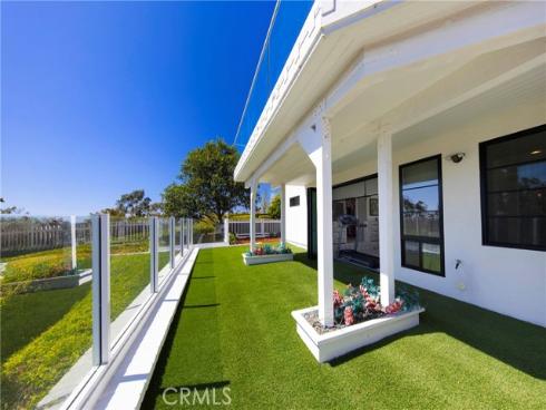 17 Monaco 12 , Newport Beach, CA