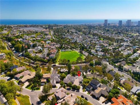 17 Monaco 12 , Newport Beach, CA