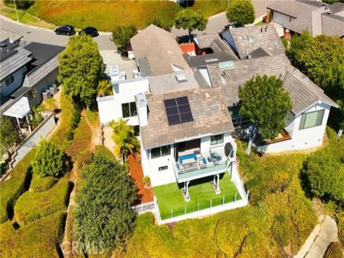 17 Monaco 12 , Newport Beach, CA