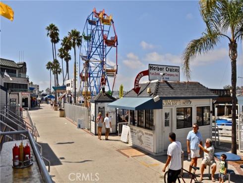 17 Monaco 12 , Newport Beach, CA