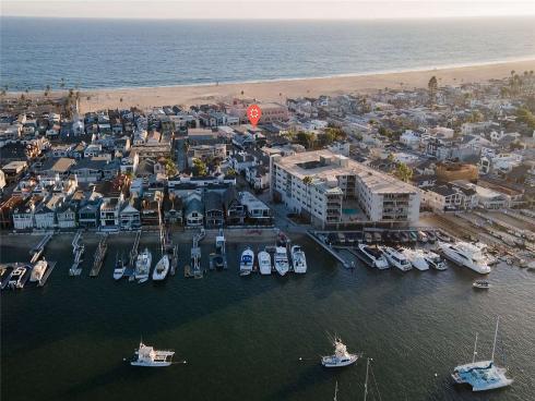 315 E Bay Avenue, Newport Beach, CA