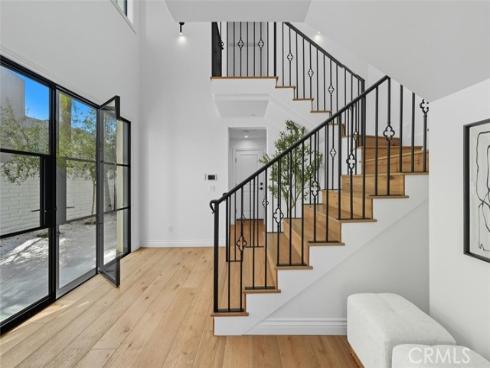 3 Linda Isle , Newport Beach, CA