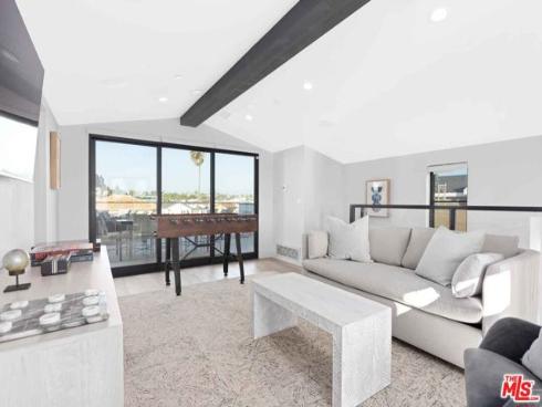 4106 River 2 Avenue, Newport Beach, CA