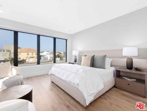 4106 River 2 Avenue, Newport Beach, CA