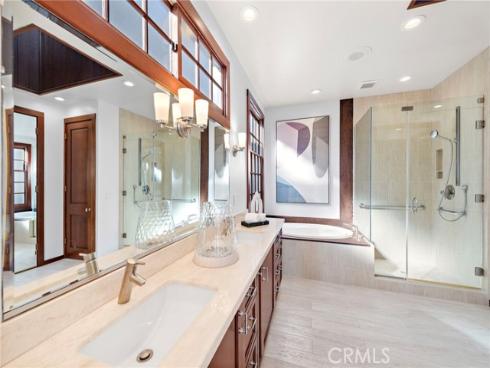 521 Kings Road, Newport Beach, CA