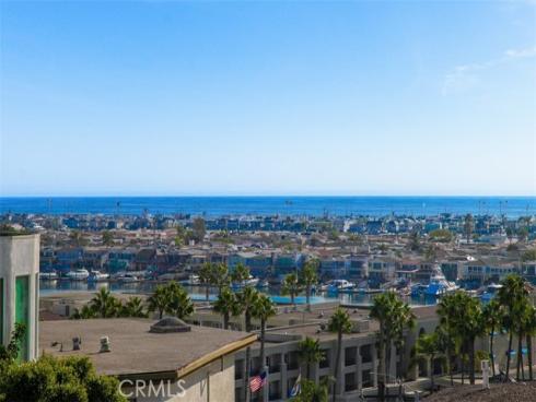 1210 Kings Rd , Newport Beach, CA