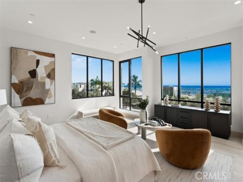1210 Kings Rd , Newport Beach, CA