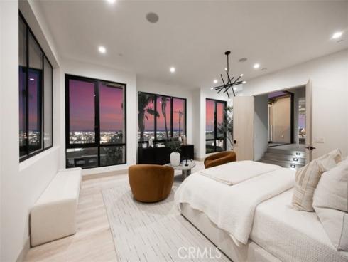 1210 Kings Rd , Newport Beach, CA