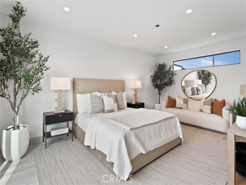 1210 Kings Rd , Newport Beach, CA