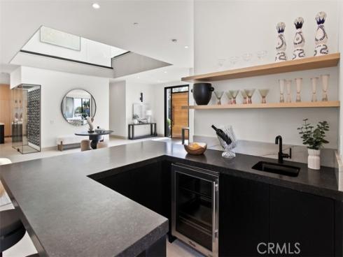 1210 Kings Rd , Newport Beach, CA