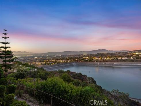 26 Coventry 25 , Newport Beach, CA