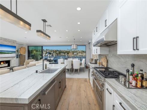 704 Via Lido Nord , Newport Beach, CA
