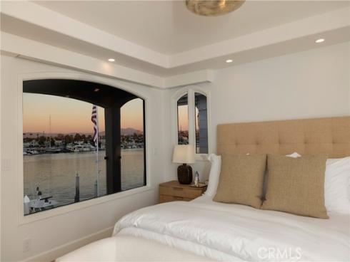 704 Via Lido Nord , Newport Beach, CA