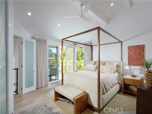 22 Cherry Hills Lane, Newport Beach, CA