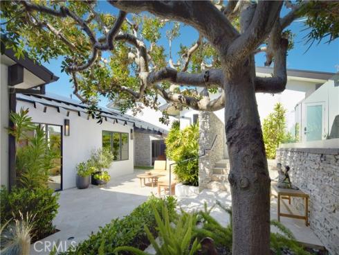 22 Cherry Hills Lane, Newport Beach, CA