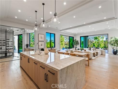 76 Hillcrest Lane, Newport Beach, CA