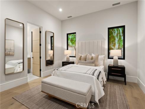76 Hillcrest Lane, Newport Beach, CA