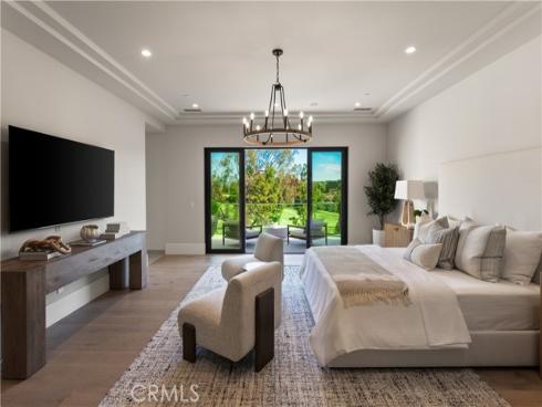 76 Hillcrest Lane, Newport Beach, CA