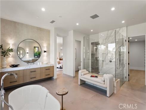 76 Hillcrest Lane, Newport Beach, CA