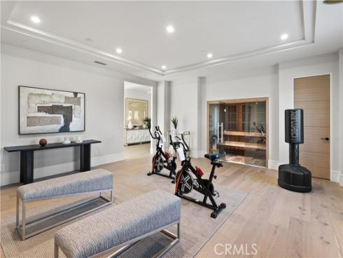 76 Hillcrest Lane, Newport Beach, CA