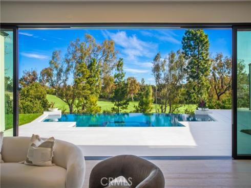 76 Hillcrest Lane, Newport Beach, CA