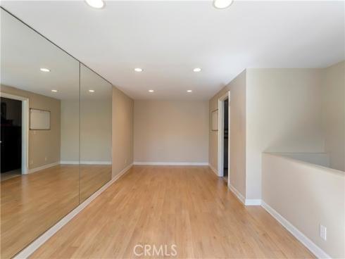 22 Belmont , Newport Beach, CA