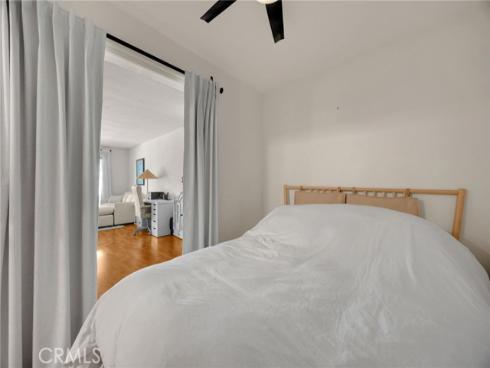 300 Cagney 215 , Newport Beach, CA
