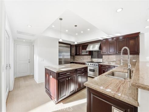 211 E Bay , Newport Beach, CA