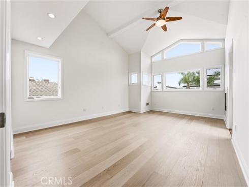 211 E Bay , Newport Beach, CA