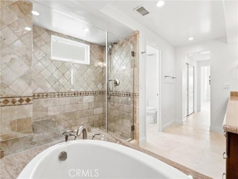 211 E Bay , Newport Beach, CA
