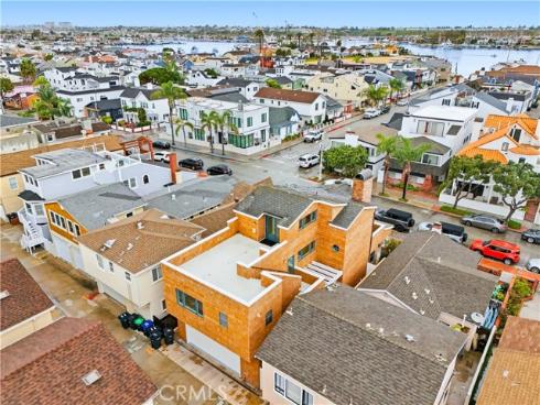 211 E Bay , Newport Beach, CA
