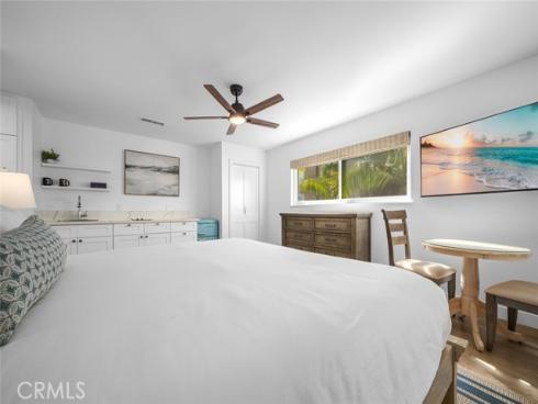 700 E Oceanfront , Newport Beach, CA