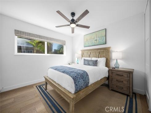 700 E Oceanfront , Newport Beach, CA