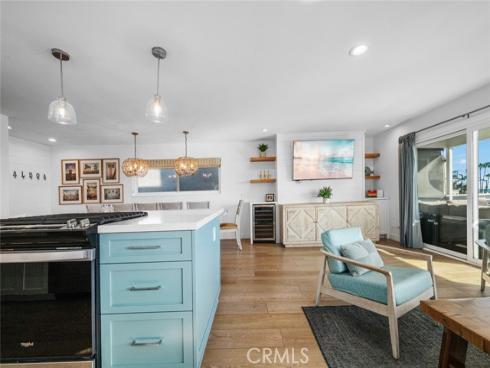 700 E Oceanfront , Newport Beach, CA