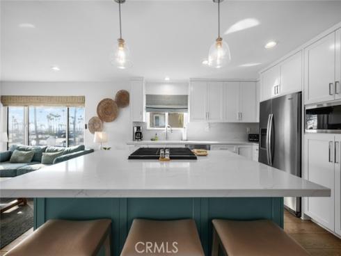 700 E Oceanfront , Newport Beach, CA