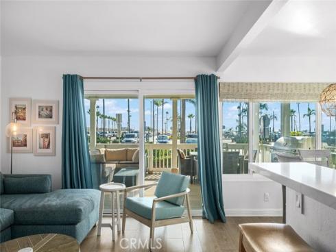 700 E Oceanfront , Newport Beach, CA