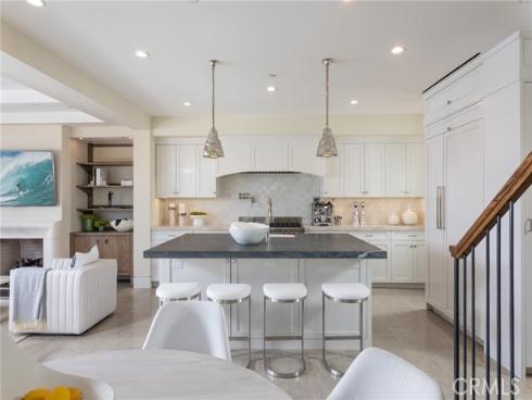 308 Grand Canal , Newport Beach, CA