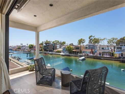 308 Grand Canal , Newport Beach, CA